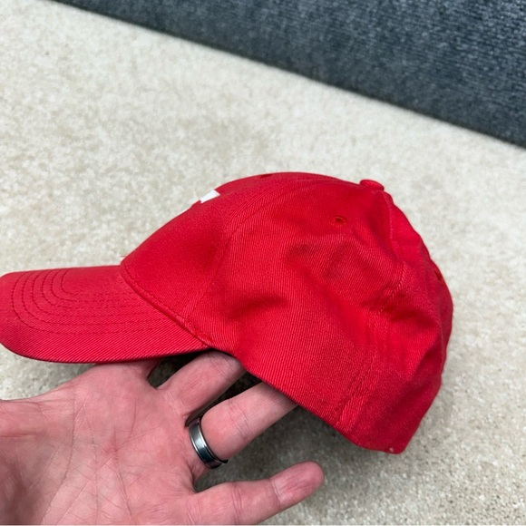 Snap On red Hat Cap One Size fitted ball cap - Picture 5 of 11